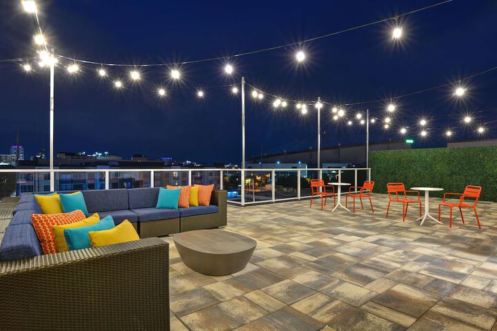 Terrace/Patio 37 of 38