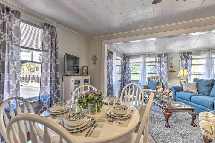 Crescent City Apartment w / Easy Lake Access!