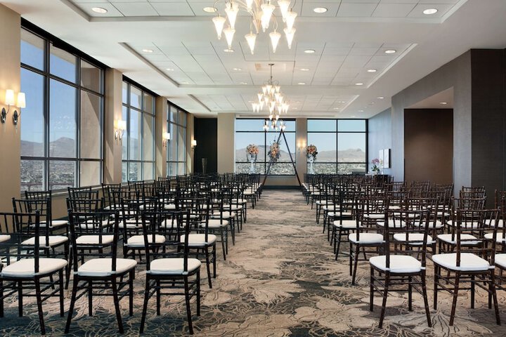 DoubleTree by Hilton El Paso Downtown