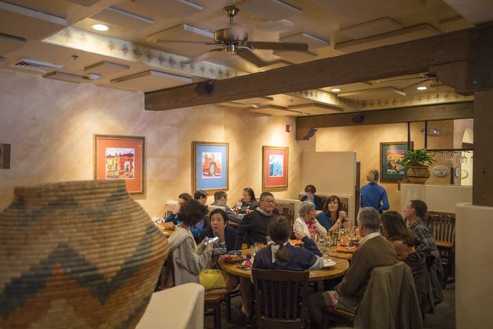 Dining 46 of 52