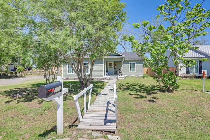 Charming Franklin Abode Near Sports Park & Fishing