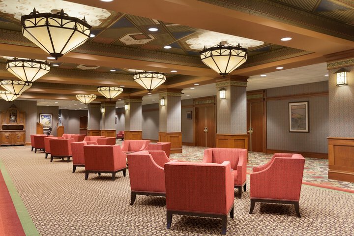 Chateau on the Lake Resort Spa and Convention Center