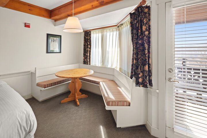 Room 71 of 110