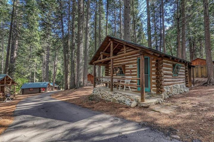 Yuba River Inn