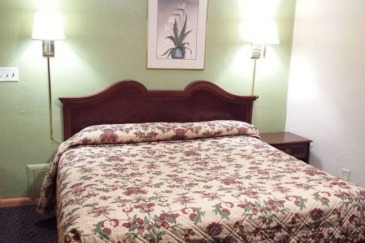 HAPPY JOURNEY MOTEL