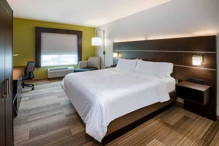 Room 25 of 50
