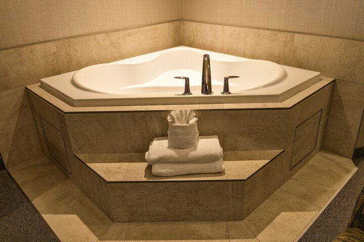 Hot Tub 114 of 138