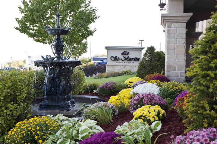 Le St-Martin Hotel & Suites Laval