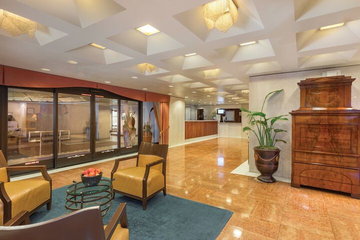 Hotel Interior 13 of 33