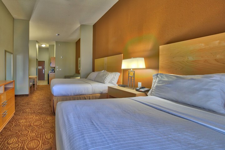 Room 27 of 44