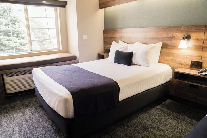 Hotel Ruby Ponderay / Sandpoint
