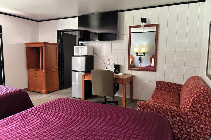 Skyview Motel