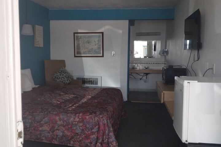 Room 47 of 64