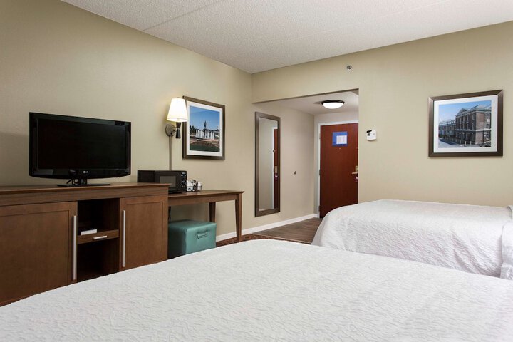 Room 16 of 35