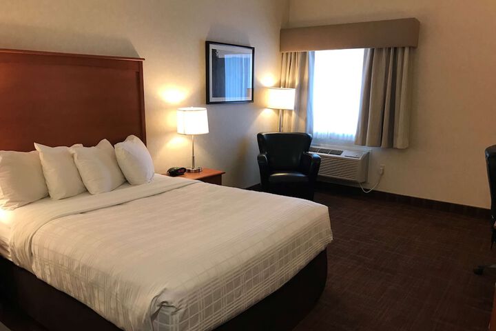 Room 21 of 40