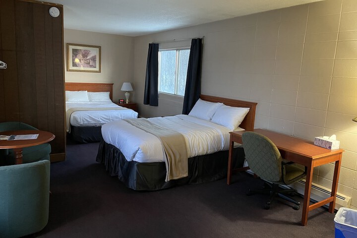 Room 34 of 47
