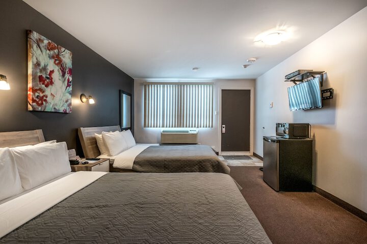 Room 10 of 92