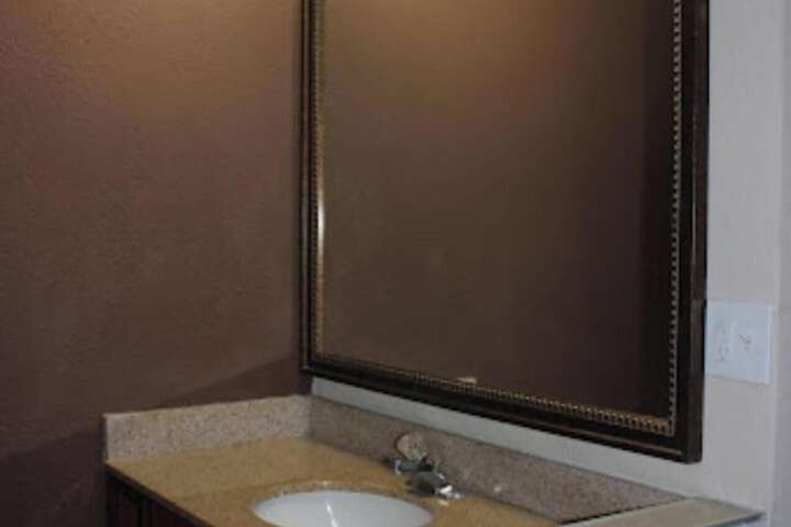 Travel Inn by OYO Omaha