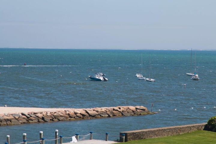Wychmere Beach Club
