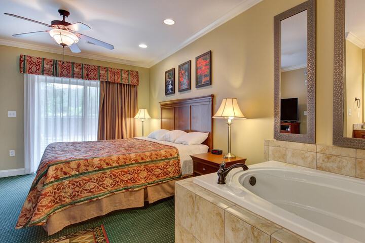 Room 7 of 25