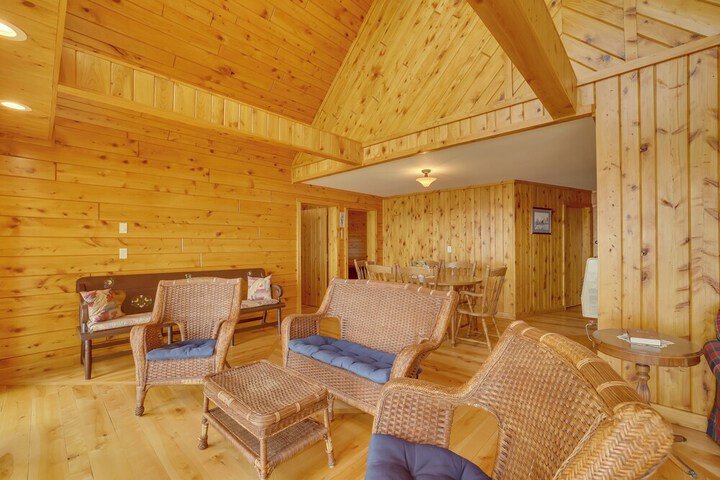 Lake Champlain Vacation Rental With Boat Dock!