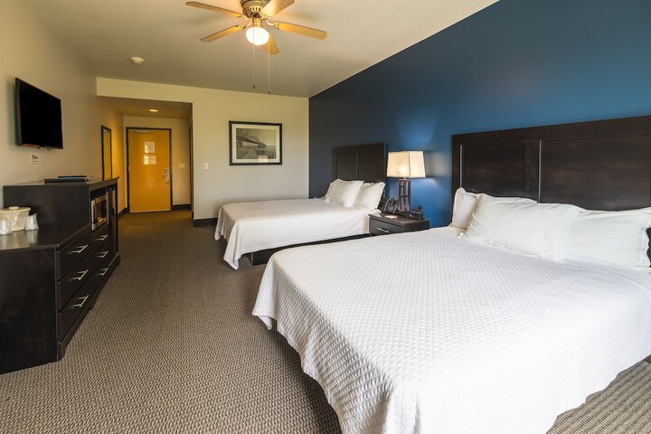 Room 3 of 10