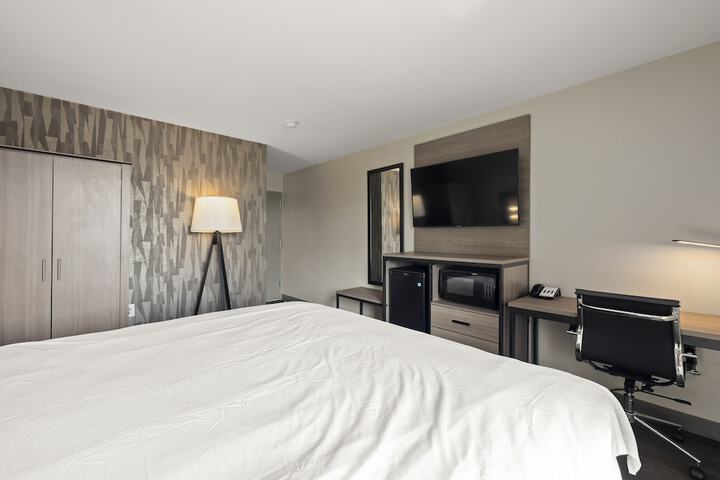 Room 12 of 22