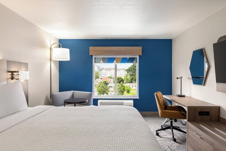 Holiday Inn Express & Suites Tuscaloosa-University by IHG