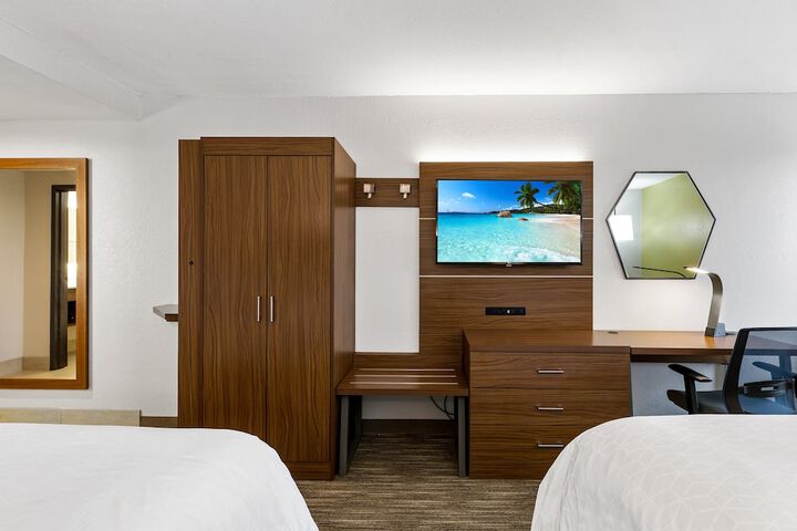 Room 20 of 60