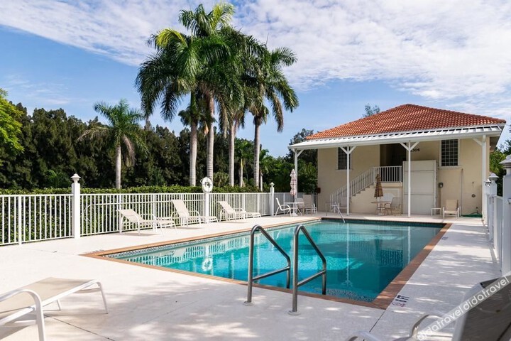 Harbor Landings Condo