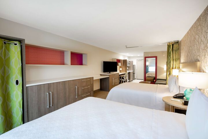 Room 12 of 26