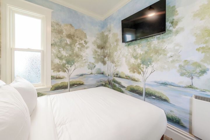 Nob Hill Inn