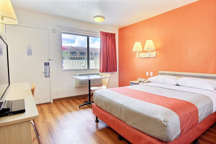 Motel 6 Kingsville TX