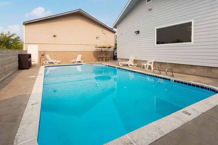 Red Lion Inn & Suites Grants Pass