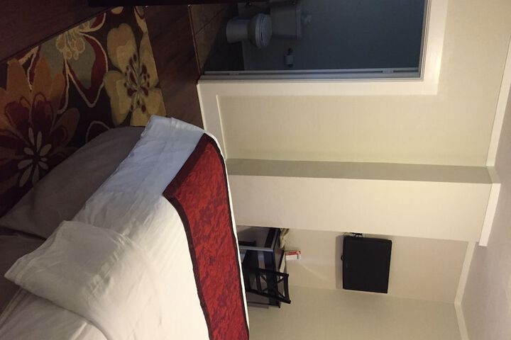 Naders Motel & Suites