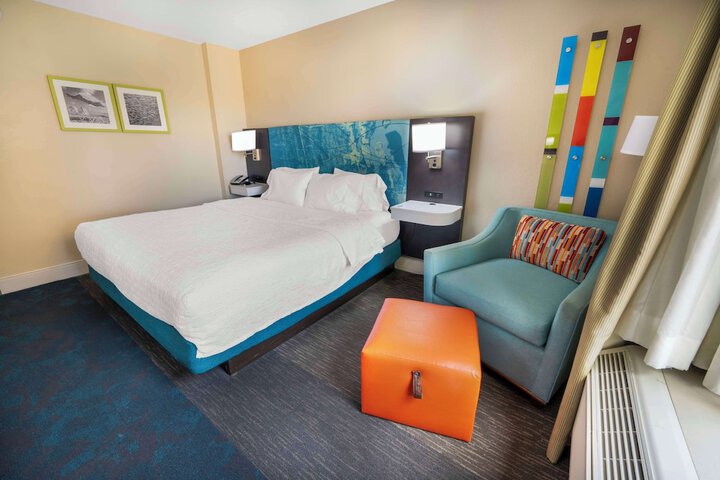 Room 16 of 23