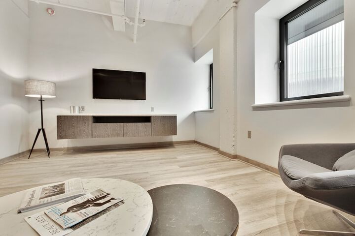 Room 40 of 83