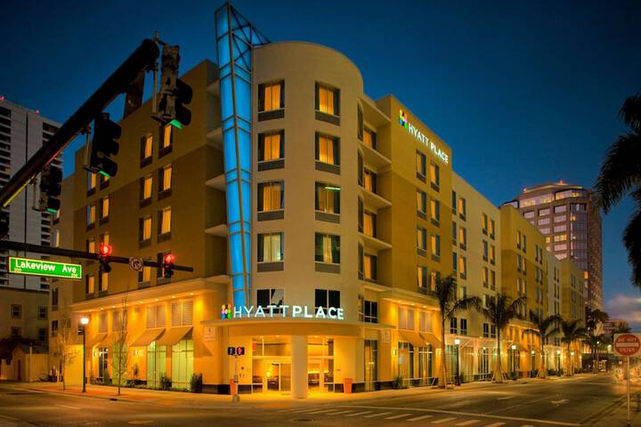 Hotel 2 of 57