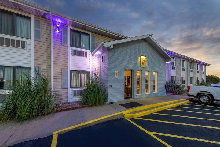 Hotel 2 of 23