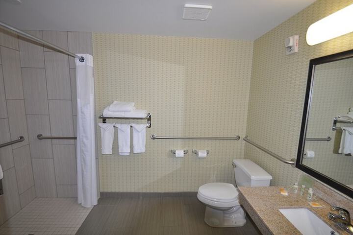 Room 28 of 56