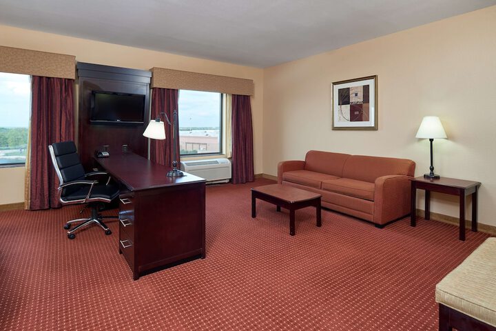 Room 22 of 33
