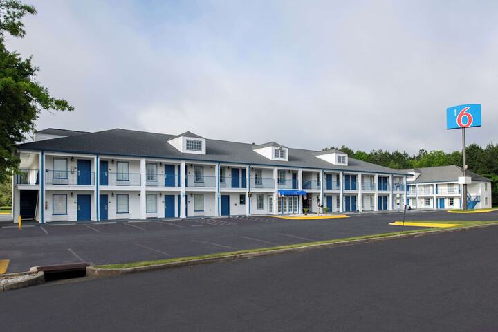 Hotel 2 of 29