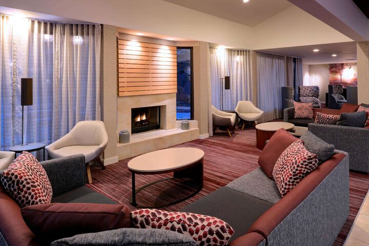 Hotel Interior 6 of 30