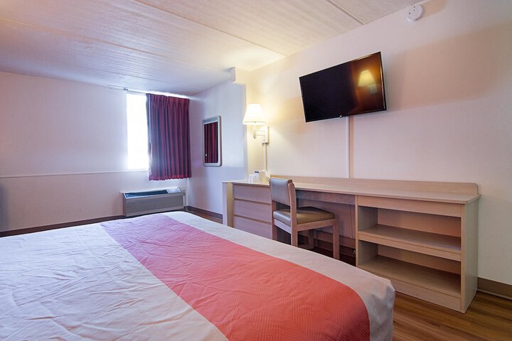 Room 25 of 31