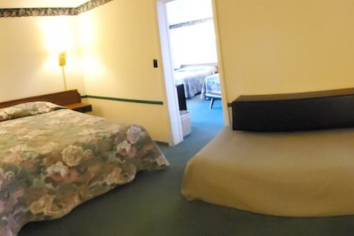 Room 29 of 51