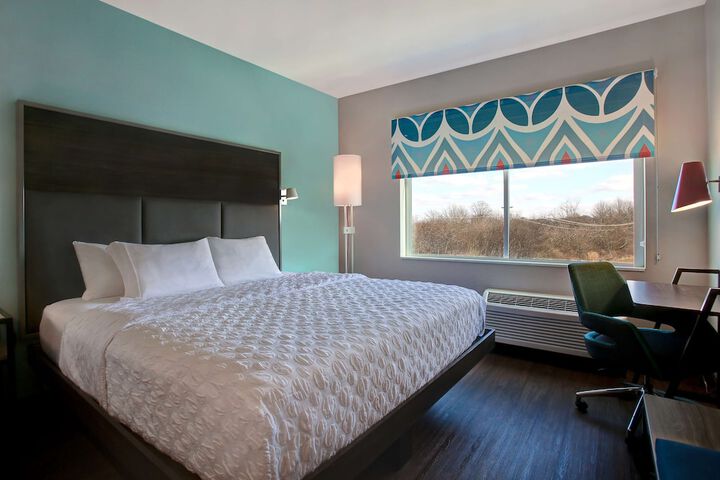 Room 34 of 44