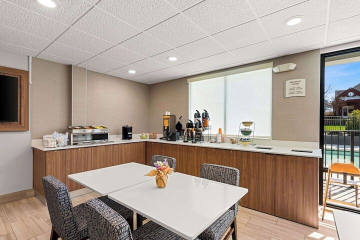 Quality Inn & Suites Matthews - Charlotte
