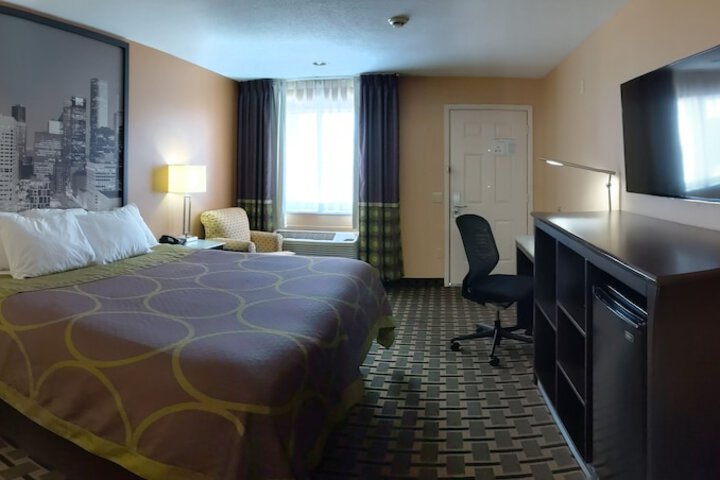 Room 22 of 44