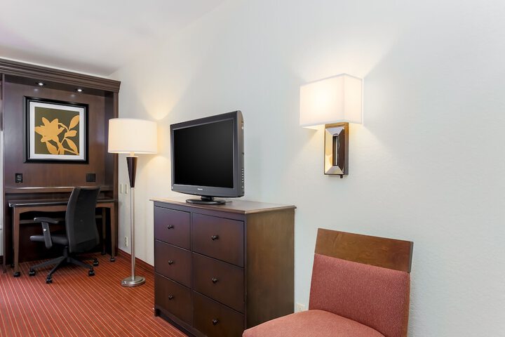 Hampton Inn Champaign / Urbana