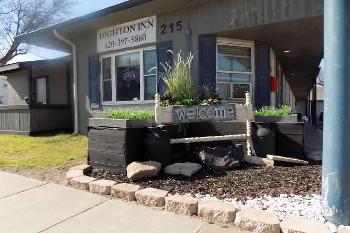 Dighton Inn